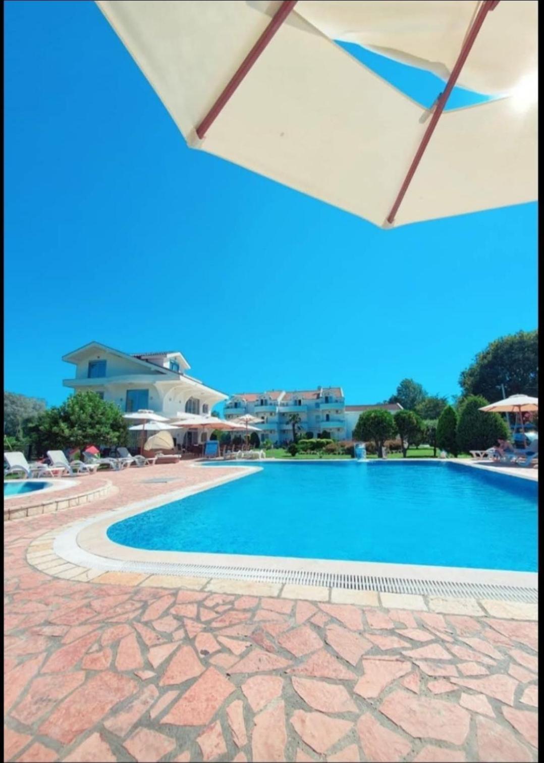 Hotel Comfort & Villas Donji Stoj Esterno foto