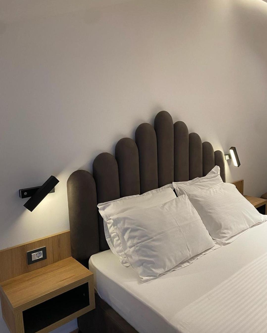 Hotel Comfort & Villas Donji Stoj Esterno foto