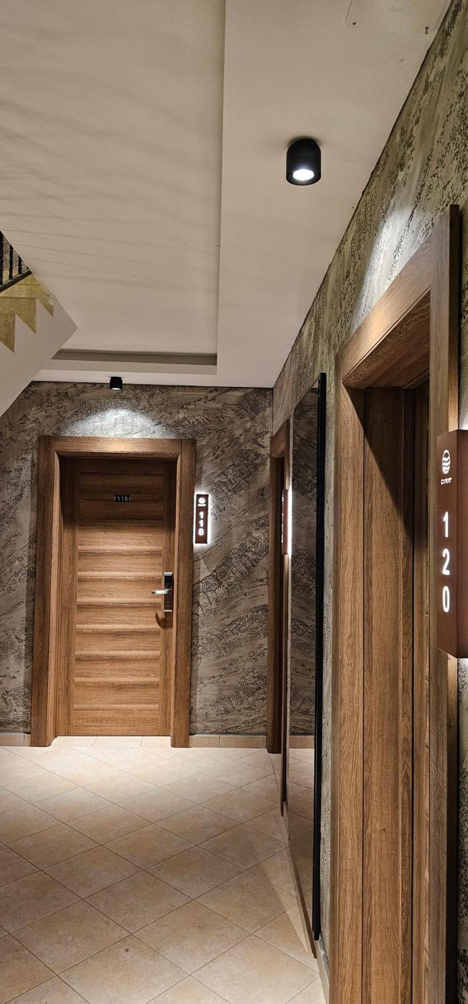 Hotel Comfort & Villas Donji Stoj Esterno foto