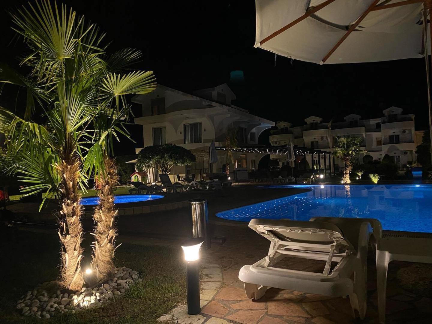 Hotel Comfort & Villas Donji Stoj Esterno foto