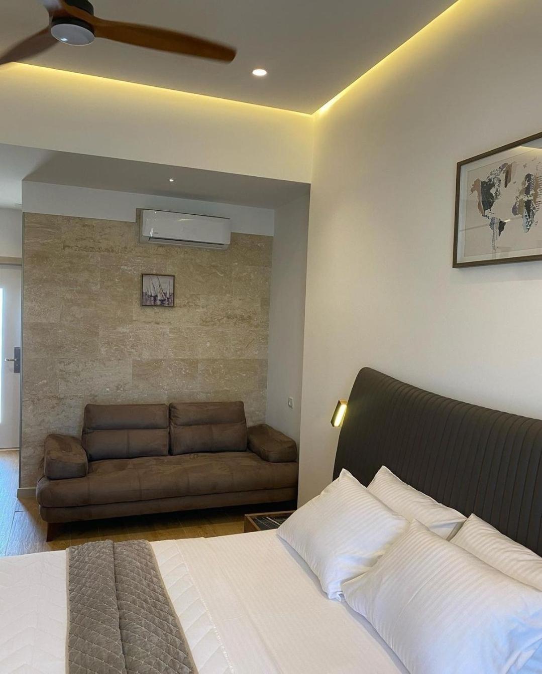 Hotel Comfort & Villas Donji Stoj Esterno foto